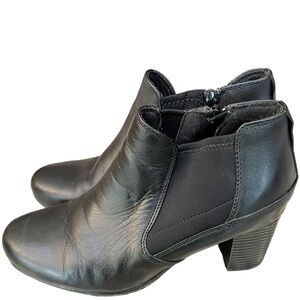 Clarks Black Leather Ankle Boots Booties Block‎ Heels Shoes Zipper Womens 8 M